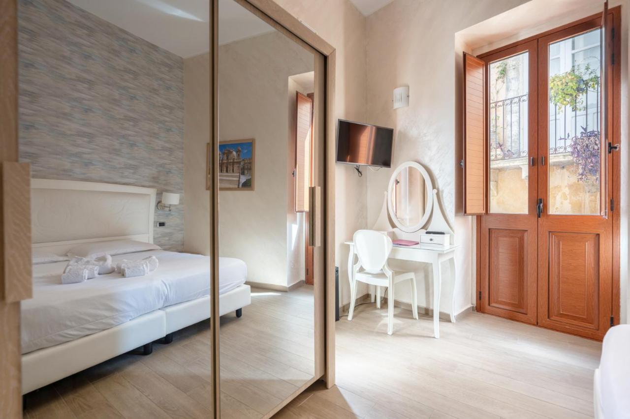 Porta Nazionale Dependance Bed & Breakfast Noto Dış mekan fotoğraf